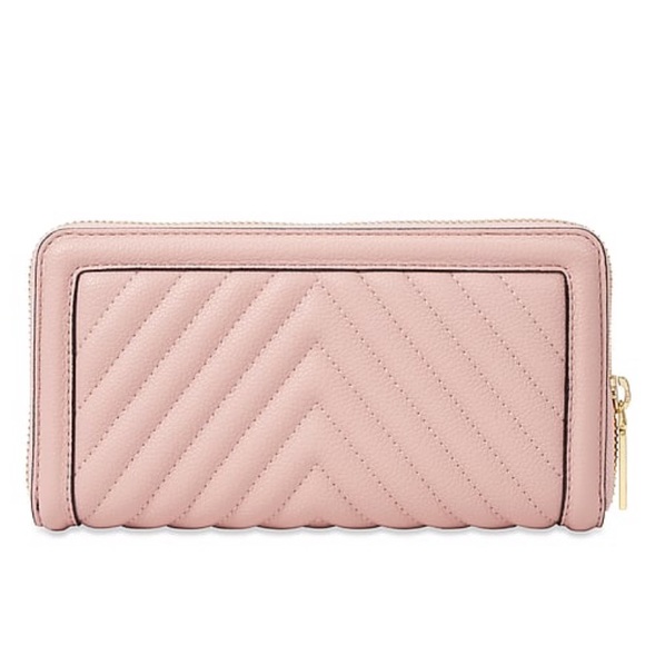 Victoria Secret quilted continental zip pink wallet w gold logo wristlet - Picture 2 of 2